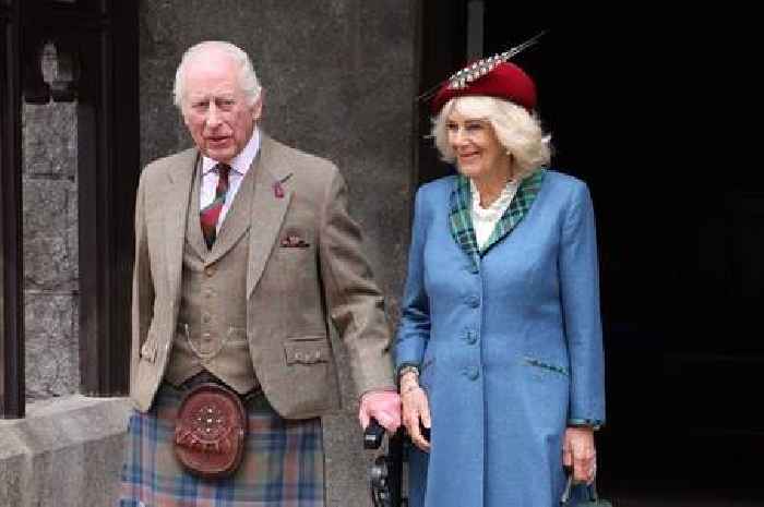 King and Queen hear new music for 20th wedding anniversary at Crathie Kirk service