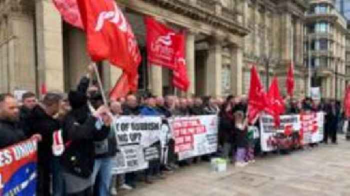 Birmingham council 'on track' to clear waste backlog