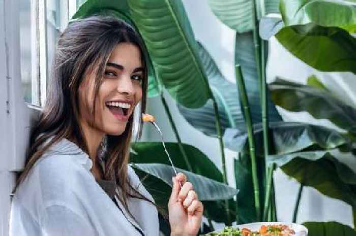 Doctor says these seven foods help keep colds, covid and other bugs at bay