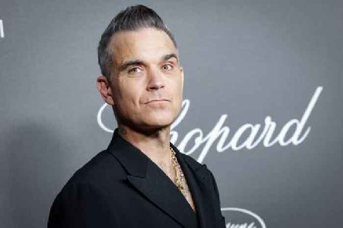 Robbie Williams opens up about 'leaving this planet' as he's supported by fans