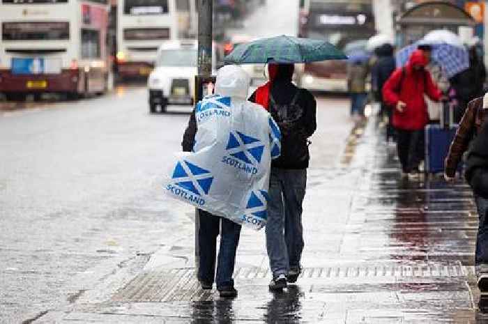 What is the Easter Weekend weather forecast in Scotland?