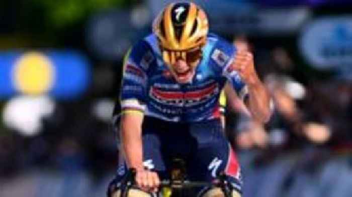 Evenepoel wins on return from serious injury
