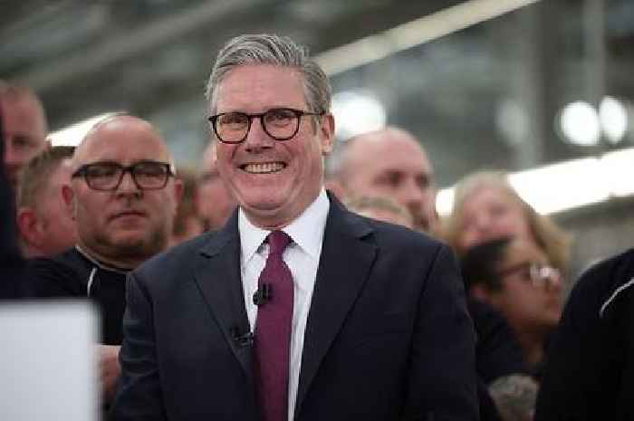Sir Keir Starmer to give some pubs extra two hours of trading to mark VE Day