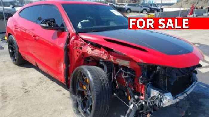 Lamborghini Urus Performante Crashed in 7,000 Miles, SUV Is for Sale in California