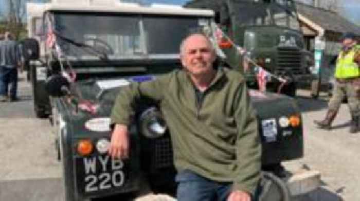 Man takes old Land Rover on 4,000-mile coast trip