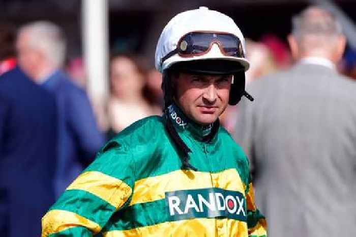 Nicky Henderson issues Nico de Boinville update after horror fall at Plumpton