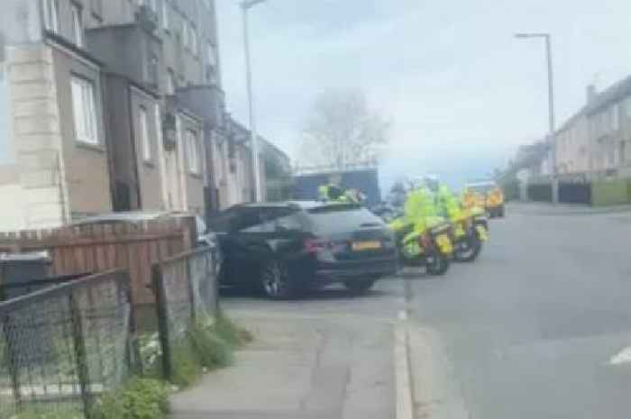 Driver on the run after high speed police chase through Edinburgh