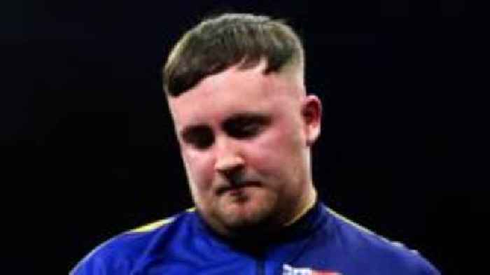 Littler booed in Liverpool and surrenders 4-0 lead