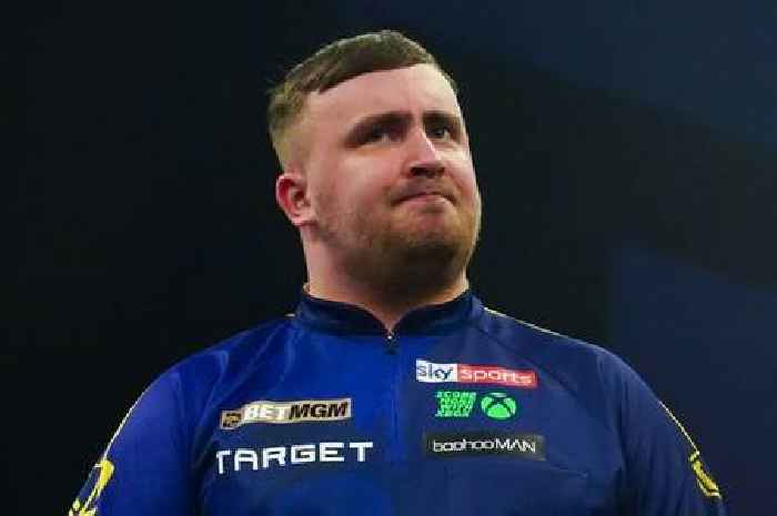Luke Littler 'folded' as Michael van Gerwen stages 'ridiculous' comeback after boos