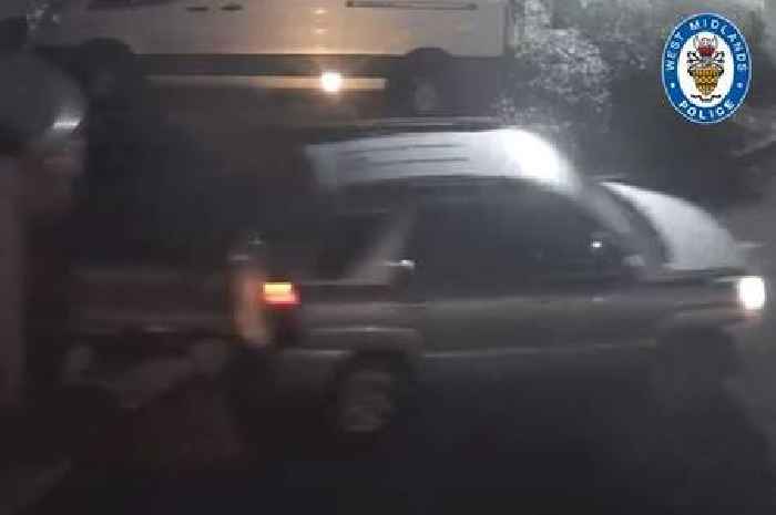 
CCTV appeal to find car after 5-minute theft in Walsall
