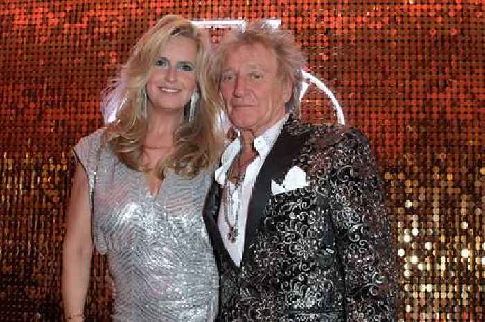 Penny Lancaster shares 'icing on the cake' moment in rare insight into Rod Stewart's huge family