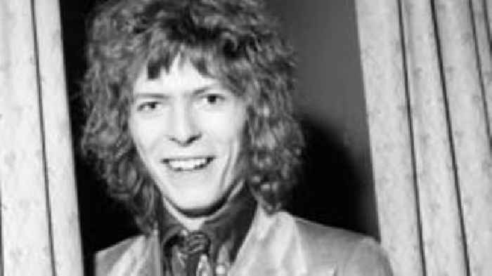 The night David Bowie slept on a railway platform