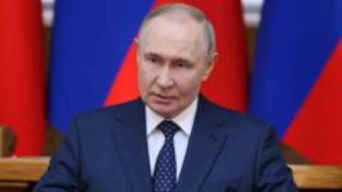 Steve Rosenberg: What's Putin trying to achieve by calling a three-day ceasefire?