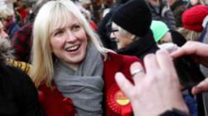 Labour MP calls for PM apology over 'hounding'