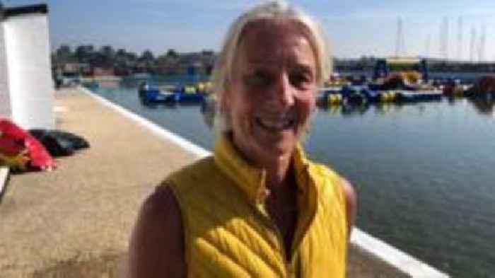 Swimmers sought for cold water study on depression