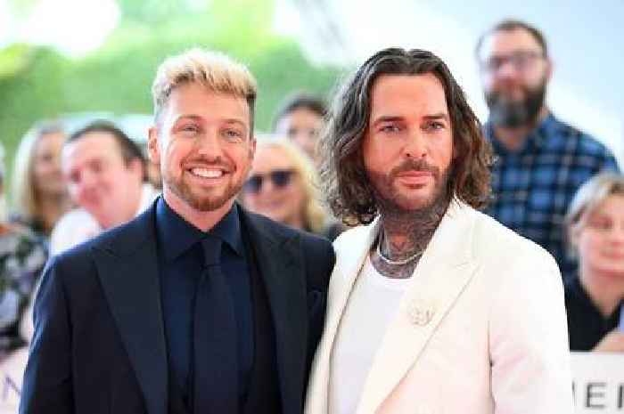 Sam Thompson's panicked message to Pete Wicks after 'first date since being single'