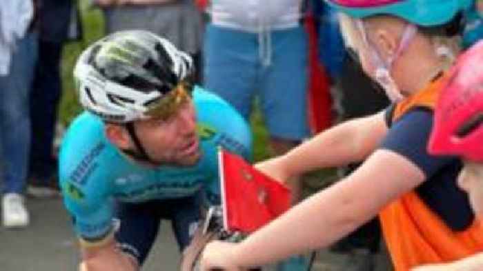 Sir Mark Cavendish mural to inspire Manx children