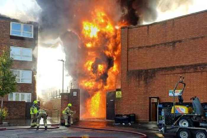 Maida Vale fire sees smoke fill the sky as 80 people flee homes