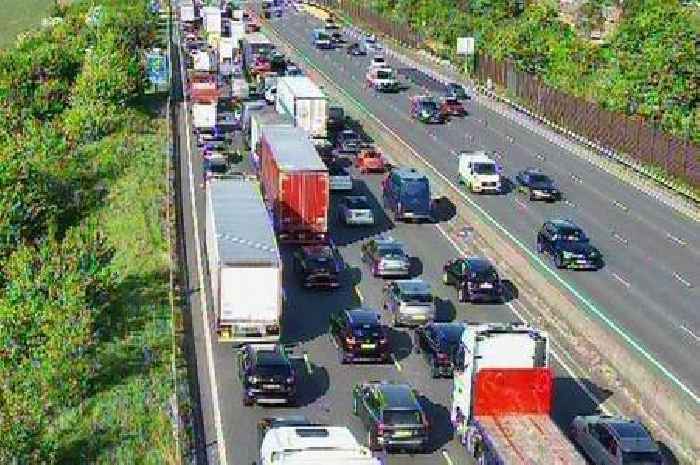 M1 closed: Live traffic updates as cars held between J25 and J26