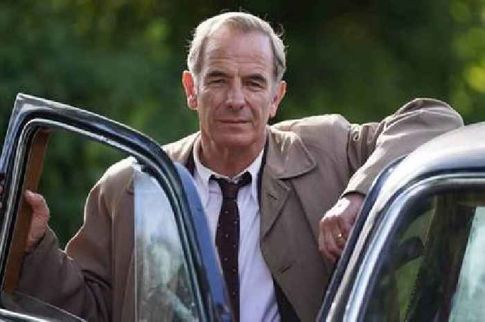 Robson Green teases 'coming very soon' as he shares exciting news with fans