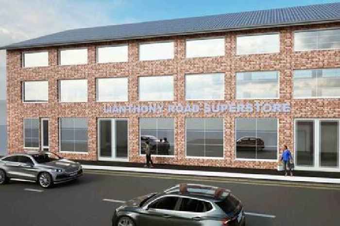 Bid for Gloucester Docks superstore at 'eyesore warehouse' near Bill's