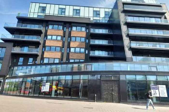 People living in luxury Lincoln flats told to move out because of fire risk