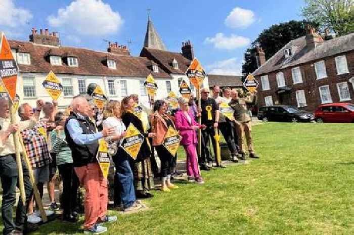Lib Dem deputy leader attacks Reform's Nigel Farage as 'pal of Trump' and 'apologist for Putin' ahead of KCC elections
