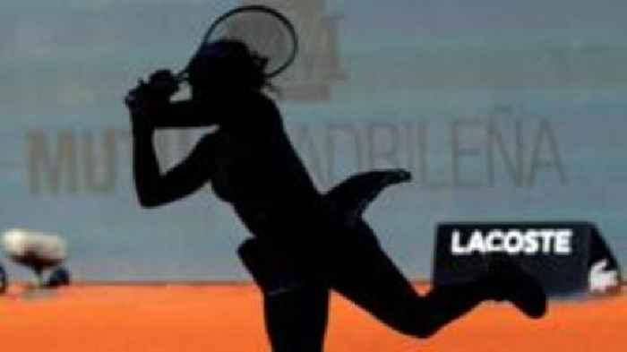 Food by candlelight and no showers at Madrid Open