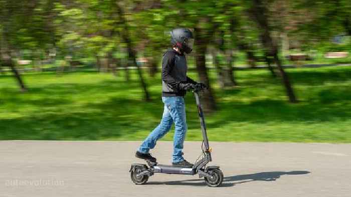 Ridden: Ausom's DT2 Pro E-Scooter Blows Away Countless Other Brands Who Promise the World