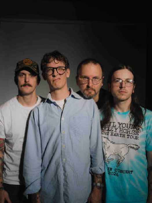 Hotline TNT – “Candle”