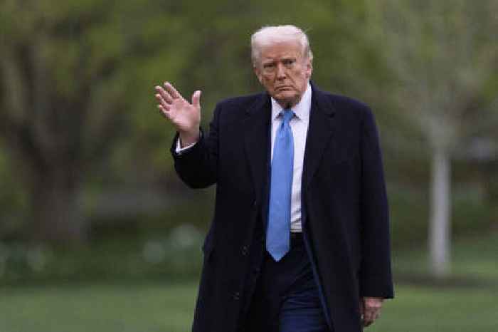 Majority of Americans Believe Trump Is ‘a Dangerous Dictator’ and ‘Threat to Democracy’: Axios Poll