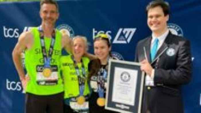 Mum and daughter break own marathon world record