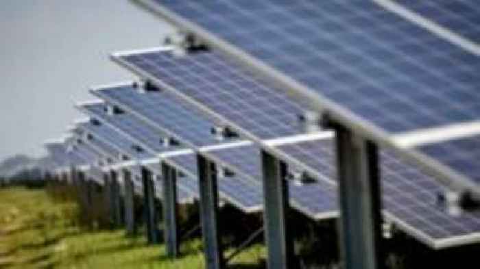 Plans for large-scale solar farm approved