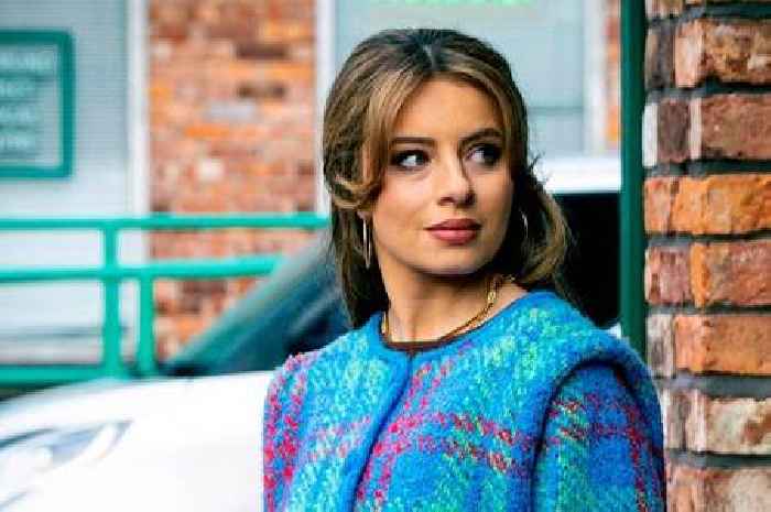 Coronation Street's Daisy Midgeley star floors fans with 'real voice' as she reveals new job