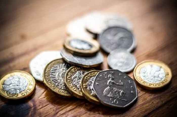 Urgent warning to millions with a savings account as rates expected to change