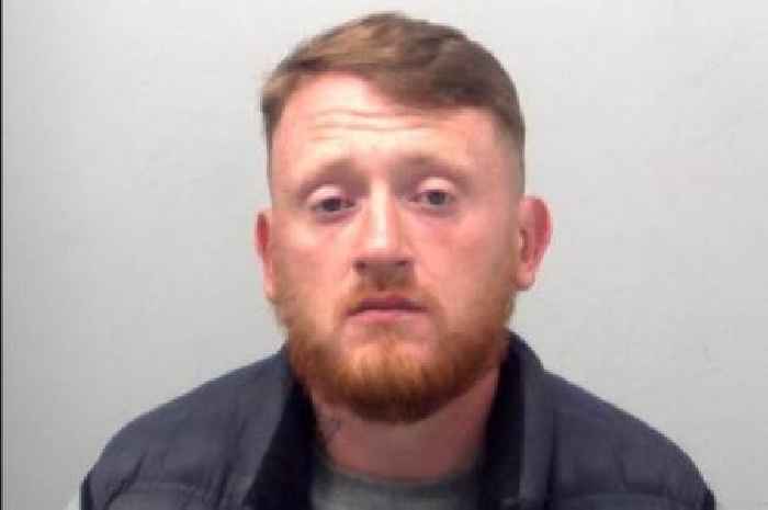 Man with recognisable neck tattoo wanted by police
