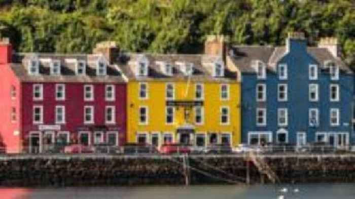 Weekly quiz: Which famous couple spent their wedding anniversary here?