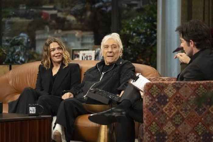 John Mulaney Had Phish In Seinfeld Costumes, John Cale & Maggie Rogers Discussing Dental Surgery