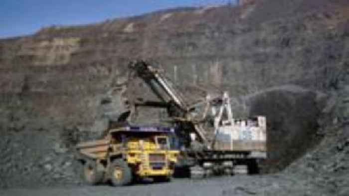 What minerals does Ukraine have and what are they used for?