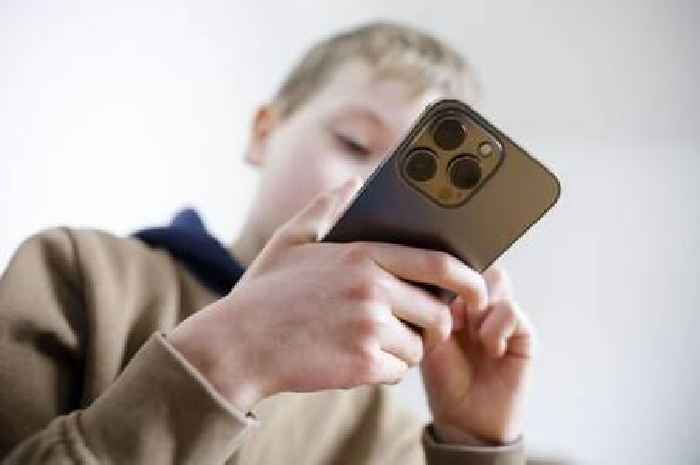 Huge mobile company shuts down after 15 years and warns customers over closure