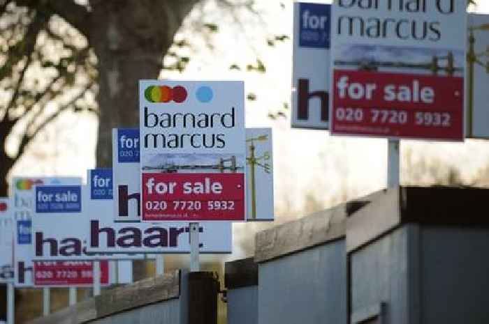 Nationwide warning to anyone with a mortgage as house prices continue to fall