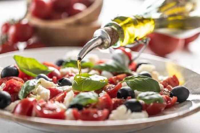 Biologist says diet 'like Mediterranean' is best way to prevent prostate cancer