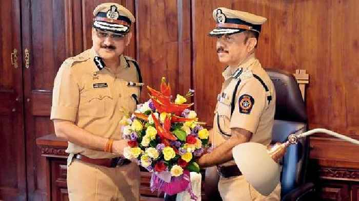 Deven Bharti takes charge as Mumbai Police Commissioner