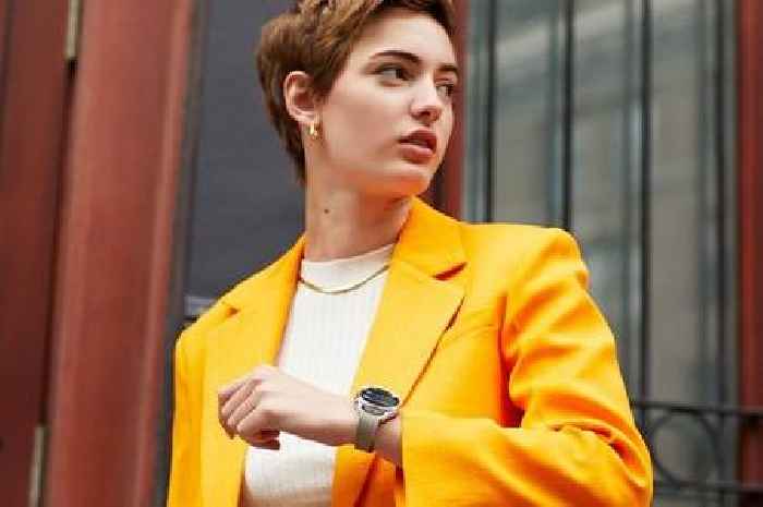Amazon price matches Samsung's £120 off Galaxy smartwatch that's 'a godsend' for fitness fans