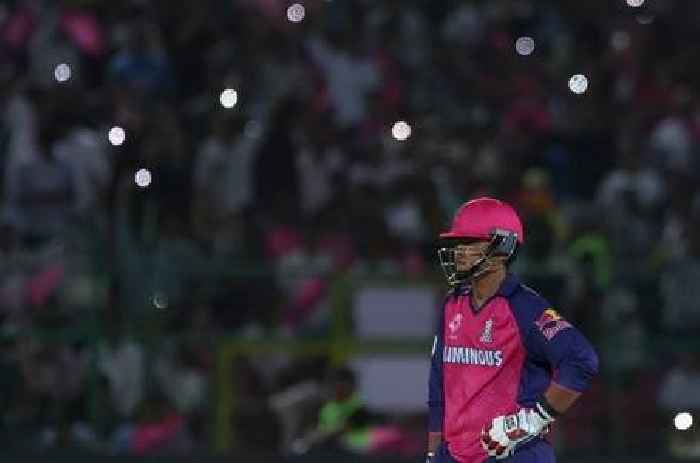 News24 | 'Nobody is saying he's a finished article': Managing hype over 14-year-old cricket sensation