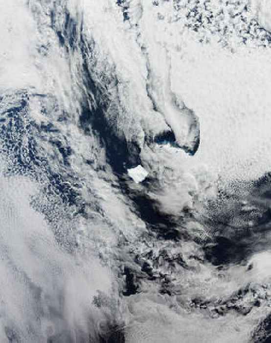 Earth from Space: World’s biggest iceberg