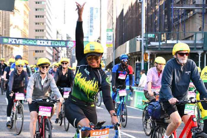 32K bicyclists on their 64K wheels hit all 5 NYC boroughs Sunday