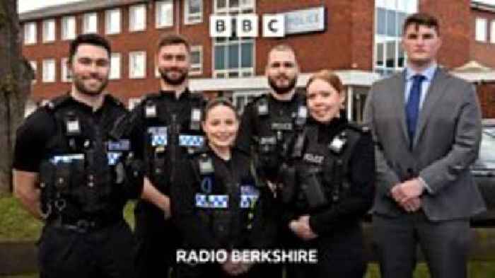 Police honoured after school knife incident