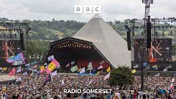Could you be a dancer at Glastonbury?