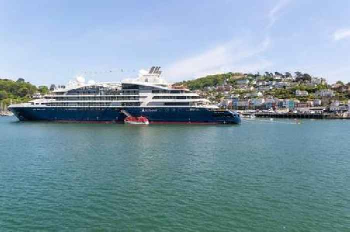 Massive luxury cruise ship arrives in Devon
